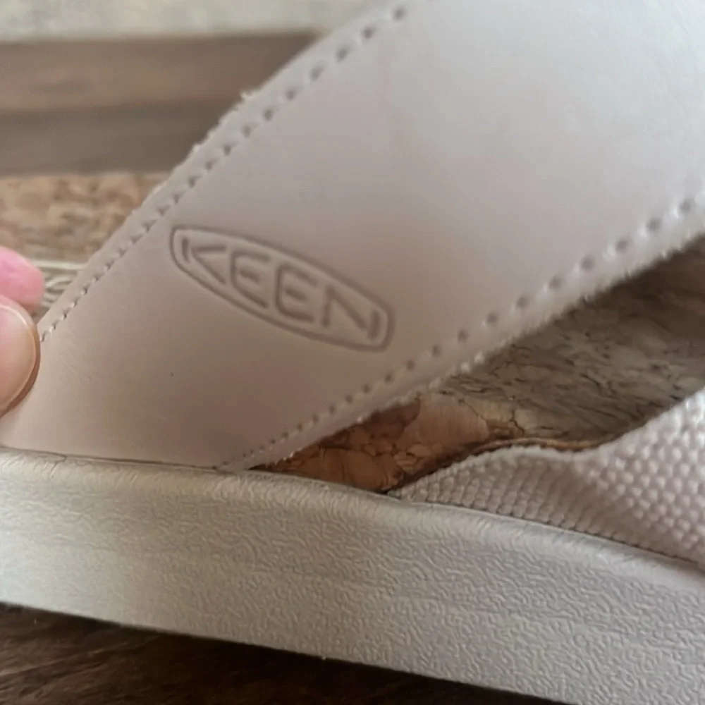 KEEN ELLE MIXED SLIDE BIRCH Women’s Size 11 - Picture 12 of 12